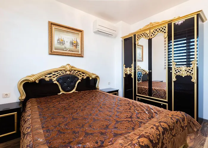 מלון דירות Boutique Versis 5*