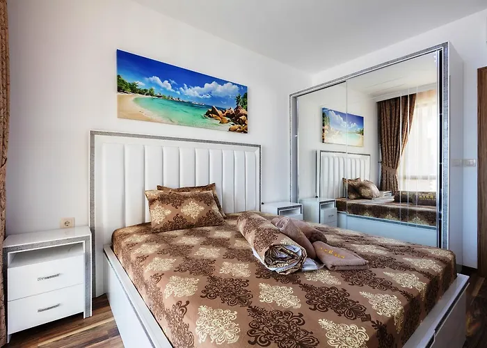 מלון דירות Boutique Versis 5*