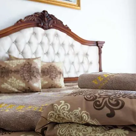 Boutique Versis 5*