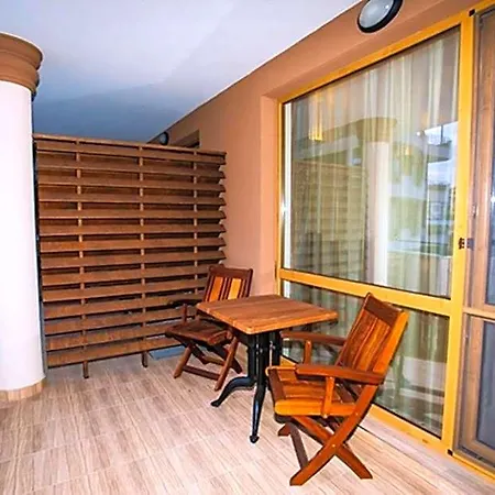 Boutique Versis Slăntjev Brjag