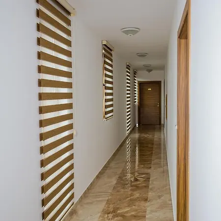 Boutique Versis Lägenhetshotell 5*